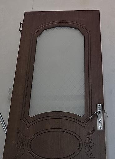 seyfi qapi: Taxta interyer qapısı – şüşəli, klassik dizayn - Material: tünd — 1