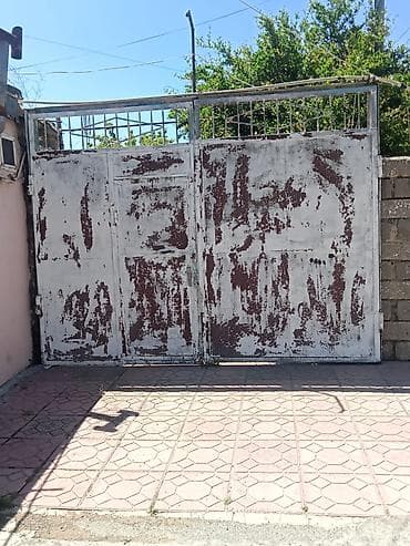 sabuncuda ev: 4 otaqlı həyət evi – şəxsi həyətyanı sahəli Xüsusiyyətlər: - Plan: 1 — 1