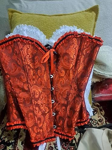 topdan geyim: Qorset dəsti - Növlər: 3 model 1) Qırmızı-qara detallı qorset – atlas — 1