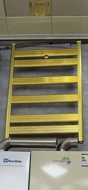 Qızılı rəngli dəsmal quruducu/radiator - Material: metal — 1