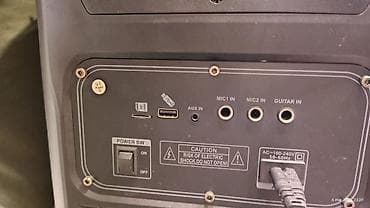 ses oturucu: Euroacs portativ akustik sistem + simsiz mikrofon Məhsulun təsviri: - — 3