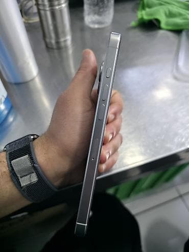 iphone 16 adapter original: IPhone 16 Pro Max, 256 GB, Ağ, Face ID — 6