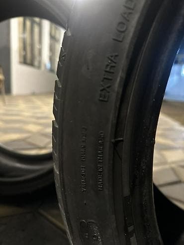 masin bazari: Şin Bridgestone 265 / 35 / R 19 — 7