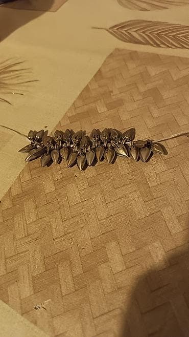 Qol saatları və aksesuarlar: Məhsul: Əl işı gümüşü görünümlü bəzək dəsti – kəmər toka hissələri və — 2