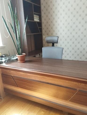 Ofis dolabları: Ofis mebel dəsti – masa, kitab rəfi və ergonomik kreslo - Material — 1