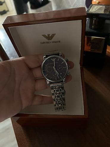 Qol saatı, Emporio Armani, rəng - Qara