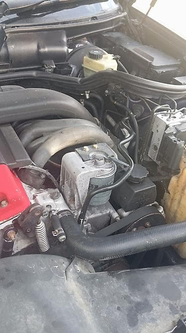 turbo az lapet: Mercedes-Benz E 220: 2.2 l | 1998 il Sedan — 5