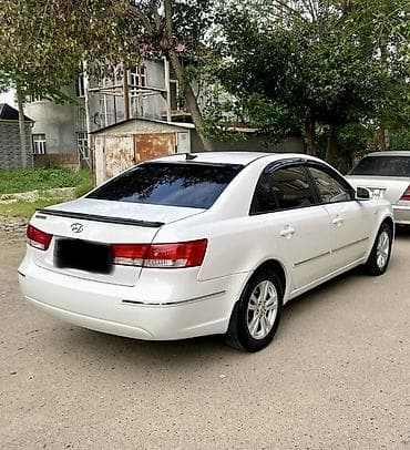motor mopet: Hyundai Sonata: 2 l | 2009 il Sedan — 4
