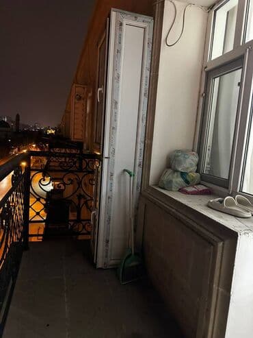 sumqayit yeni tikili binalar kredit: Bakı, Bakıxanov qəs., 3 otaqlı, Köhnə tikili, m. Neftçilər, 78 kv. m — 23