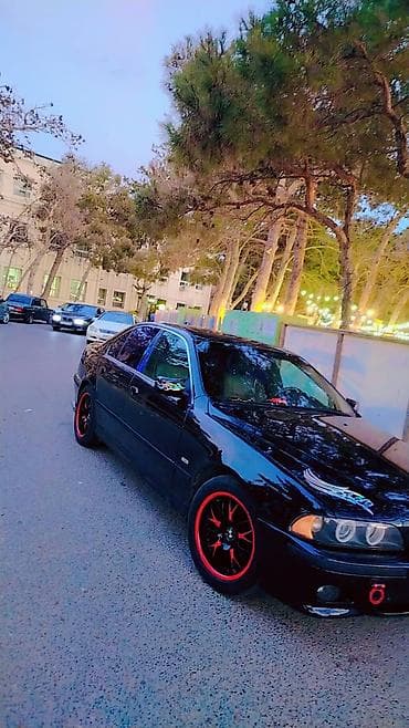 bmw 330 i: BMW 5 series: 2.5 l | 1998 il Sedan — 4