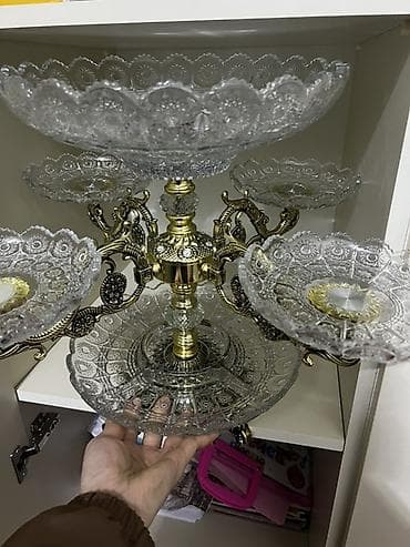 Lüks çoxmərtəbəli meyvə‑şirniyyat qabı - Material: qalın relyefli