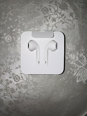 bergamo et ceken: Iphone orjinal qulaqlıq (nauşnik). Üstündən cixmadı hec istifade bele — 1