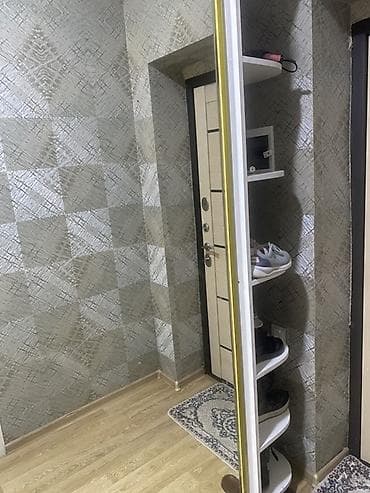gen: Giriş üçün sürgülü şkaf - Rəng: ağ korpus, qızılı profil - Ön hissə — 2