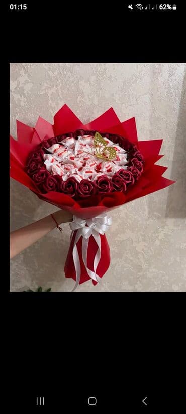 Raffaello şirniyyatları ilə gül buketi - Tərkib: orijinal Raffaello