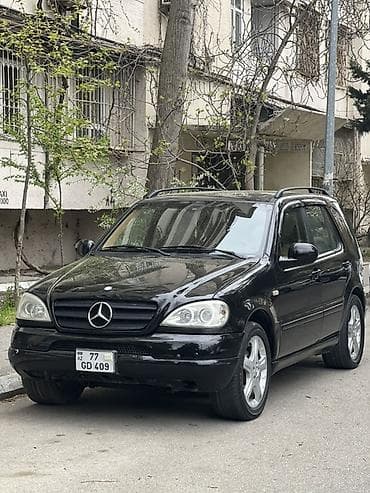 Mercedes-Benz ML 320: 3.2 l | 1998 il Ofrouder/SUV