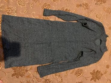 Куртки: Qadin ucun uzun qalin kofta cox az geyinilib ler ikisi biryerde 10 azn — 2