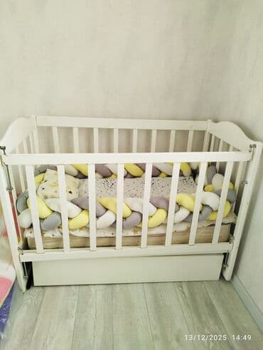 Oğlan və qız üçün, Dördbucaq, Beşik, Dəst ilə, Matras ilə, Yellənmə mexanizmsiz lalafo.az -da Oğlan və qız üçün, Dördbucaq, Beşik, Dəst ilə, Matras ilə, Yellənmə mexanizmsiz