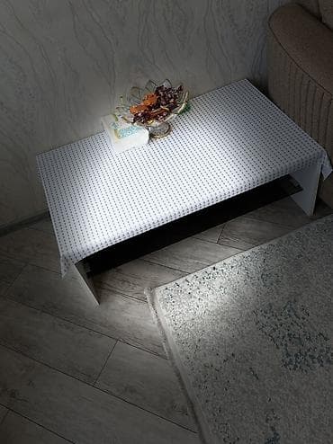 islenmis yataq mebel: Düz masa, Açılmayan, Təkərsiz, Zəmanətsiz — 4