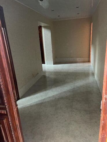 həzi aslanovda satılan həyət evləri: 8 otaq, 323 kv. m, Orta təmir — 10