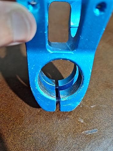 ehtiyat hisseleri vaz: MOTSUV - Brend: MOTSUV (loqo üzərində) - Rəng: mavi, anodlaşdırılmış — 6