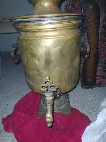 qedim qepikler: Antik mis samovar - Material: döymə mis / bürünc korpus, dekorativ — 3