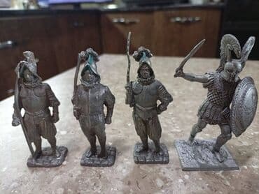 esger paltarinda qiz sekilleri: Fiqur — 7