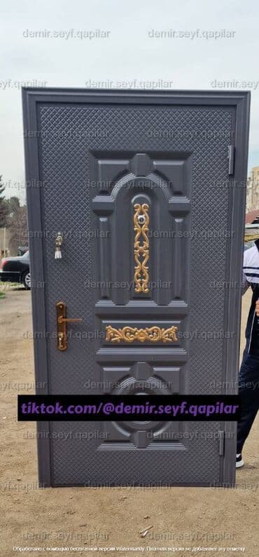 kapılar: Seyf qapılar Münasib qapılar Dəmir qapı Ev qapıları Çol qapısı — 8