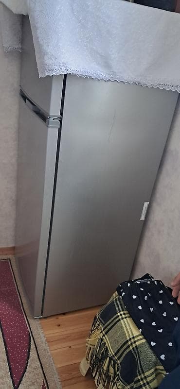 2 qapılı Vestel Soyuducu Satılır, rəng - Gümüşü