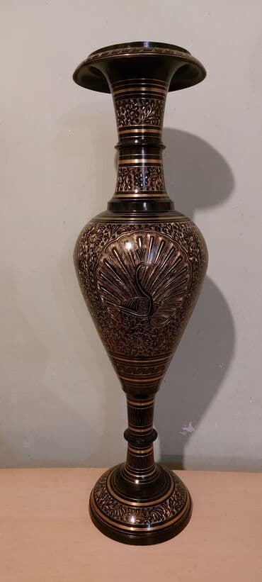 Süni güllər: 1970-ci illerin Hindustan istehsali guldanlar, hundurlukleri 75-cm — 3