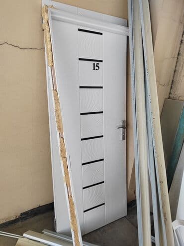 İşlənmiş Otaq qapısı 60x190 sm Naliçnik ilə, Zəmanətsiz, Ünvandan götürmə