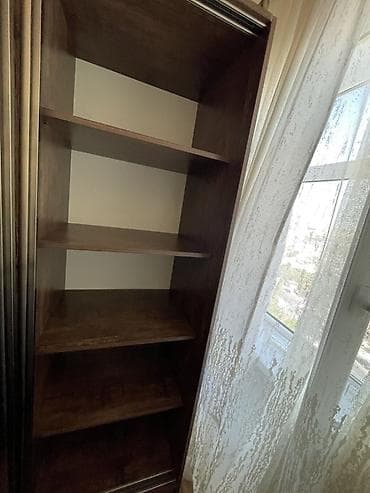 İşlənmiş, 3 qapılı, Güzgülü, Qəhvəyi, Taxta, Kupe, Düz dolab