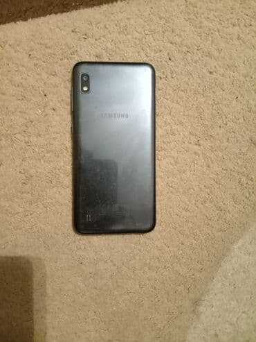 Фото и видеокамеры: Samsung A10e, цвет - Черный — 2