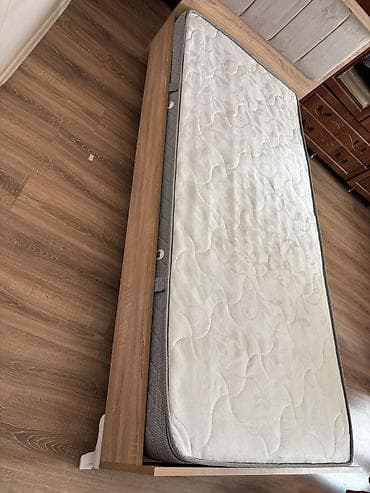 ortopedik matras: Bir nəfərlik çarpayı və döşək dəsti - Ölçü: təqribi 90x200 sm (bir — 3