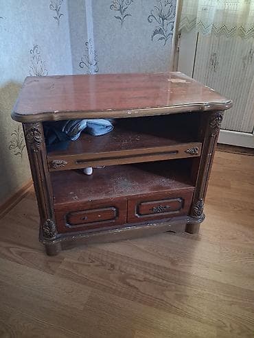 Düz TV altlığı, Polkalı, Taxtalı