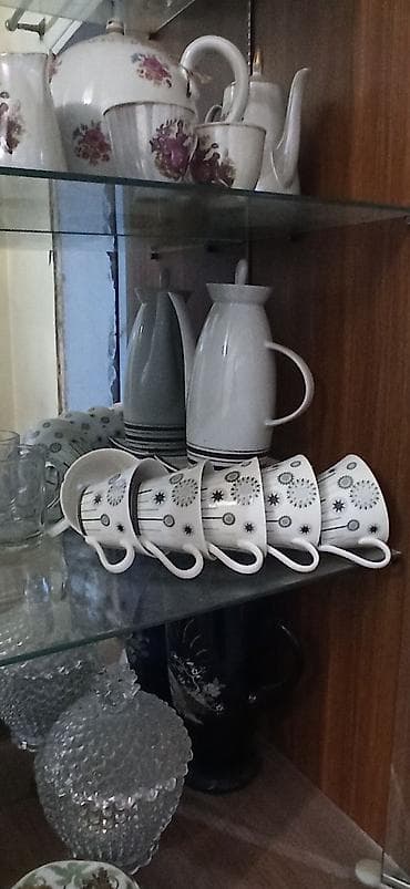 8 marta aid hediyeler: Çay dəsti, rəng - Ağ, Farfor — 8