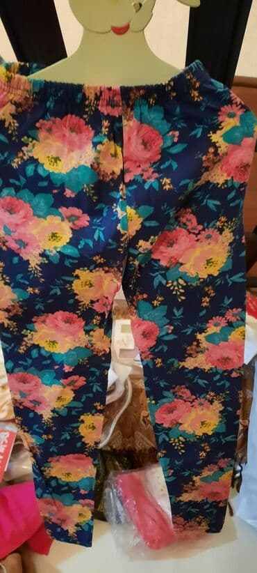 3 duymə koynək: Müxtəlif razmerli köynəklər.Hər biri təzədi.Biri 10 manat.deaktiv — 9