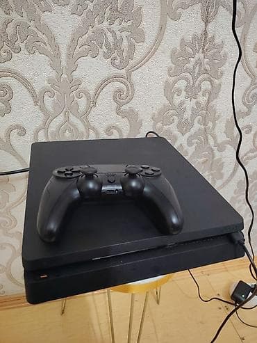 PlayStation 4 Slim oyun konsolu (Sony PS4 Slim), mat qara rəng. -