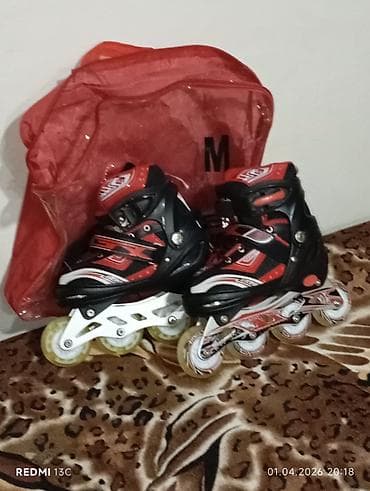 детский костюм для плавания: İkisi 50 manatdı, tək qırmızı 30, tək göy 25. İnline konkis (roller — 2