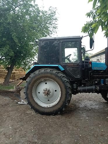 islenmis masin ehtiyat hisseleri: Belarus 1221 traktor və qoşma kotan - Model: Belarus 1221 (Minsk — 3