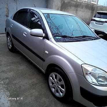 opel astra 1996: Kia Rio: 1.5 l | 2006 il Sedan — 3