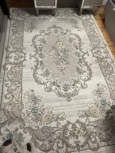 Klassik üslubda otaq xalçası - Dizayn: Zərif barokko naxışları