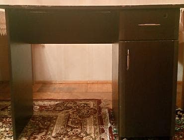 Ofis masaları: İşlənmiş, Dördbucaq masa — 1