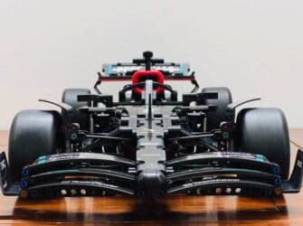 Qrammofon və patefonlar: LEGO Technic Formula 1 modelləri – detallı yığma setləri - — 4