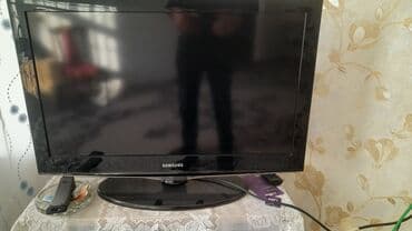 Daraq panellər: İşlənmiş Televizor Samsung 82" — 2