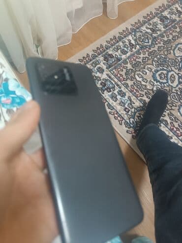 Fly: Xiaomi 12, 
 Битый — 2