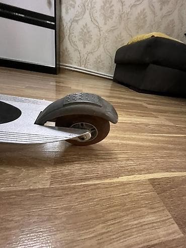 13 lük disk: Mikro (Micro) brendli alüminium skuter Heç bir problemi yoxdur - — 4