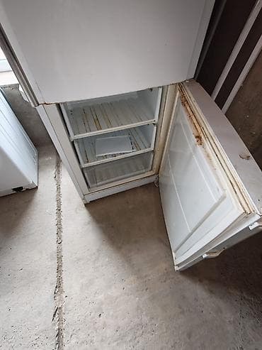 samsung a10 islenmis: 2 qapılı Indesit Soyuducu Satılır, rəng - Ağ — 2