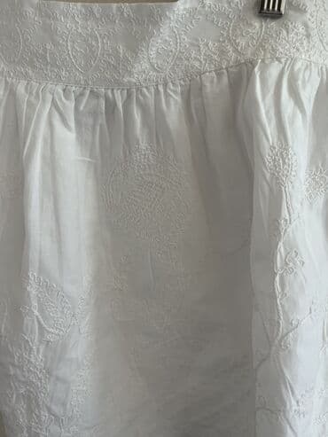 məktəbli çantaları 2021: Zara Ağ rəngli, qısa ətək naxışlı tezedir — 12