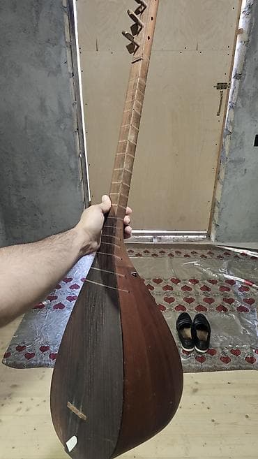 Saz: Saz (bağlama) – əl işidir, lazim olmadigi ucun satilir unvan Gence — 2