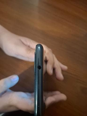 iphone se 2 ikinci el: Samsung Galaxy A11, 32 GB, rəng - Qara, Qırıq — 5